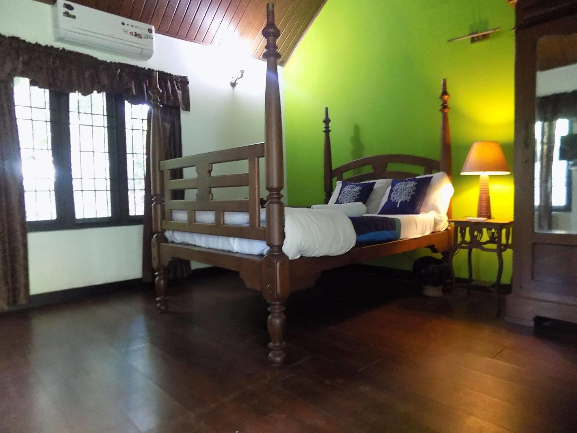 Bed and Breakfast Elphinstone Residency Kochi Exterior foto